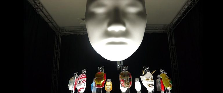 千人千面 · A Thousand Faces (2015)